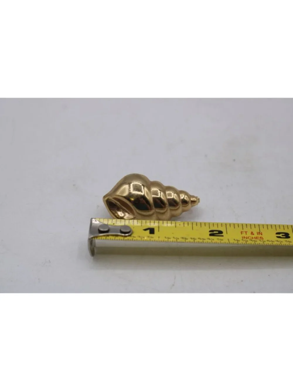 Gold‑Tone Seashell Hair Barrette Vintage Textured Shell Ponytail Clip Accessory